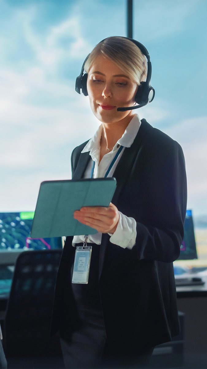 Happy October 20th, International Air Traffic Controllers Day! When we look up at the sky, we see clouds—they see the routes. ☁️✈️ #TurkishAirlines
