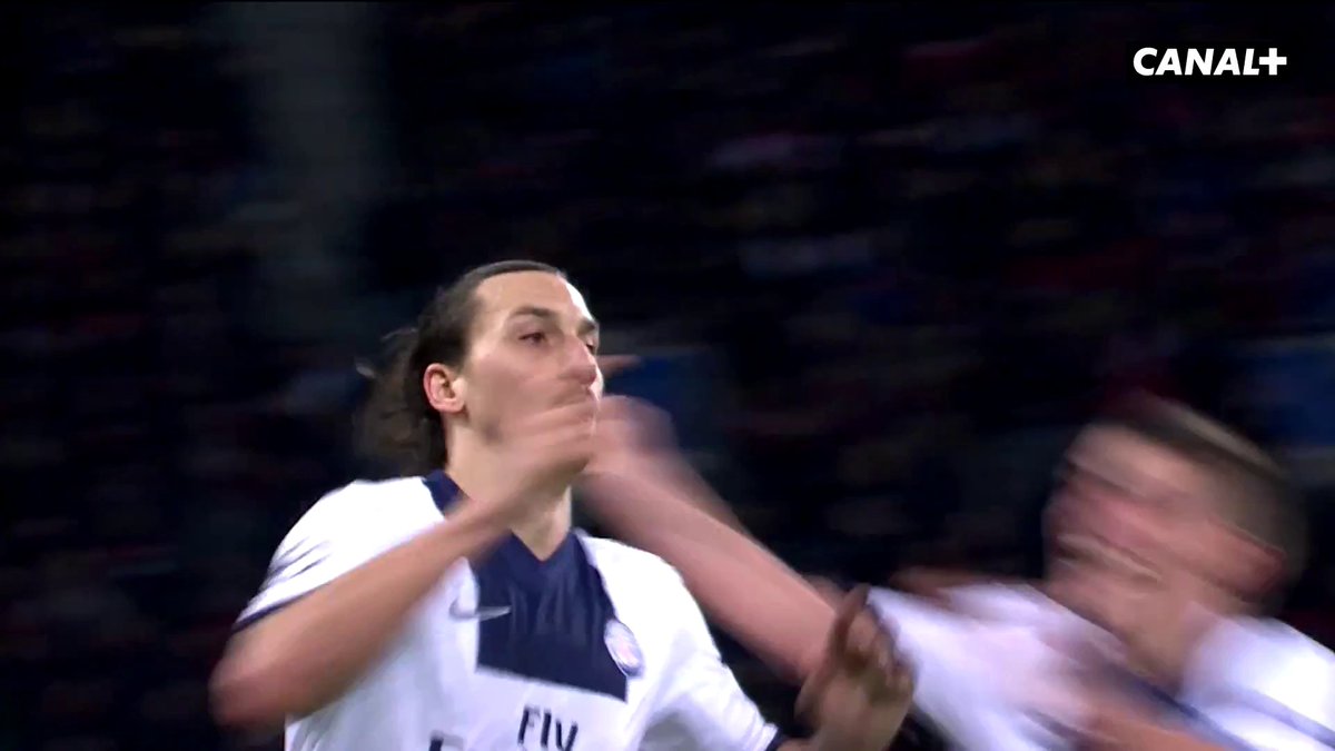 Quand Zlatan Ibrahimovic affrontait Leverkusen avec le PSG, il ne faisait pas semblant ⚡️ Bayer - PSG c'est mardi à 21H00, en direct sur CANAL+ FOOT 📺 #B04PSG | #UCL