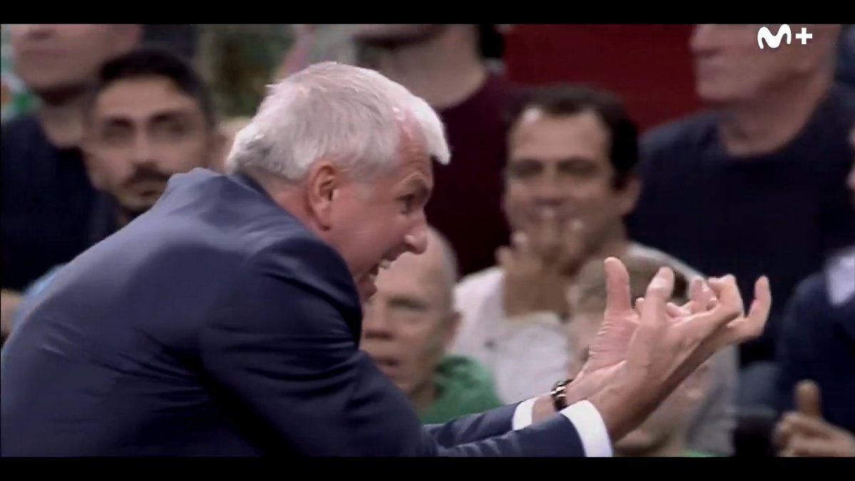 “O eres tonto o me estás vacilando” Gritos, aspavientos, completamente rojo… No hay broncas más fuertes que las suyas. 👉#InformePlus: Maestro Obradovic 🎬 Estreno a las 20:00h en #Vamos (dial 8) 📎Ya disponible en VOD en Movistar Plus+:
