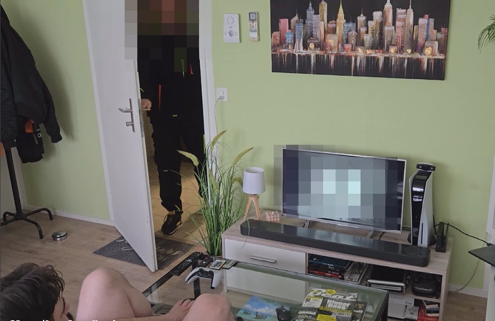 Caught Jerking by the Handyman 😳💦 He Told Me to Keep Going & Got His First BJ ever😈 FULL TRAILER⬇️ 🔗 FULL VIDEO⬇️ 🔗 #gay #straightguy #handyman #caught #caughtmasturbating #firsttime #real #gayamateur #gayporn #curious