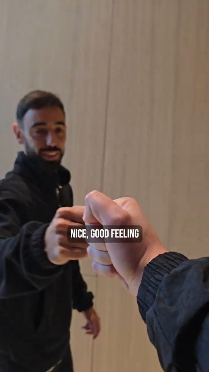 Checking in with the Reds earlier today 👀🤝