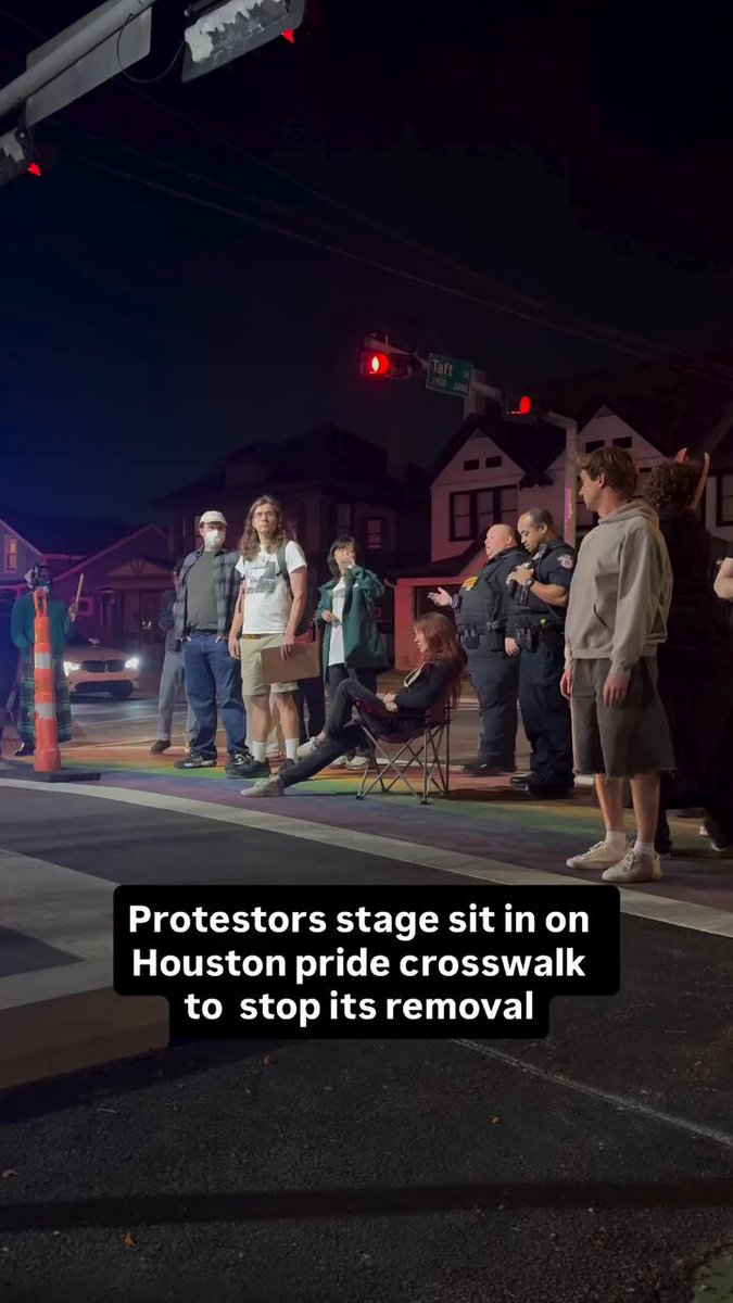 Liberals staged a ‘sit-in’ on a rainbow crosswalk in Houston, to protest its removal.. 👀