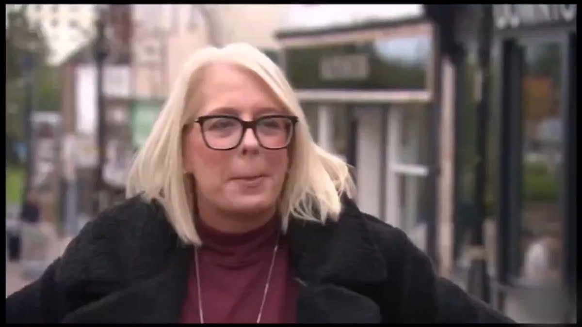 A Reform UK councillor was investigated by police after she said she was "born and bred here." Jeremy Kyle: "We're not allowed to be proud of being born here in case it upsets people who shouldn't be here." PLANK OF THE WEEK ➡️ Mike Graham 🇬🇧 Russell Quirk