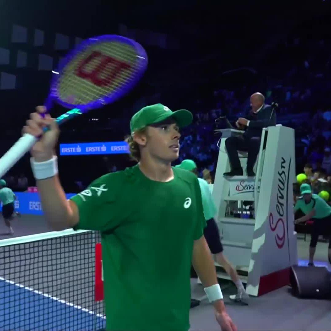 3️⃣0️⃣0️⃣ match wins for Demon 👏 Alex de Minaur hits a career milestone in Vienna, defeating Rodionov 6-4 6-1! #ErsteBankOpen