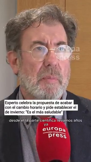 Experto celebra la propuesta de acabar con el cambio horario y pide establecer el de invierno: "Es el más saludable"
