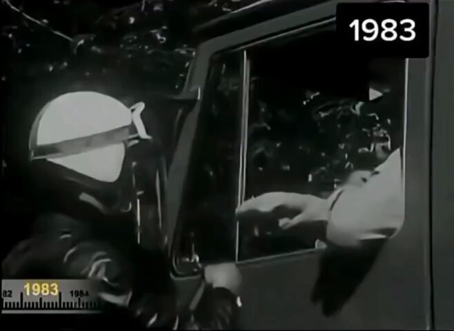 42 yıl önceden, 1983 yılına ait bir trafik denetimi 🔽 Sizce bu değişimin sebebi nedir? Buna ne sebep oldu?