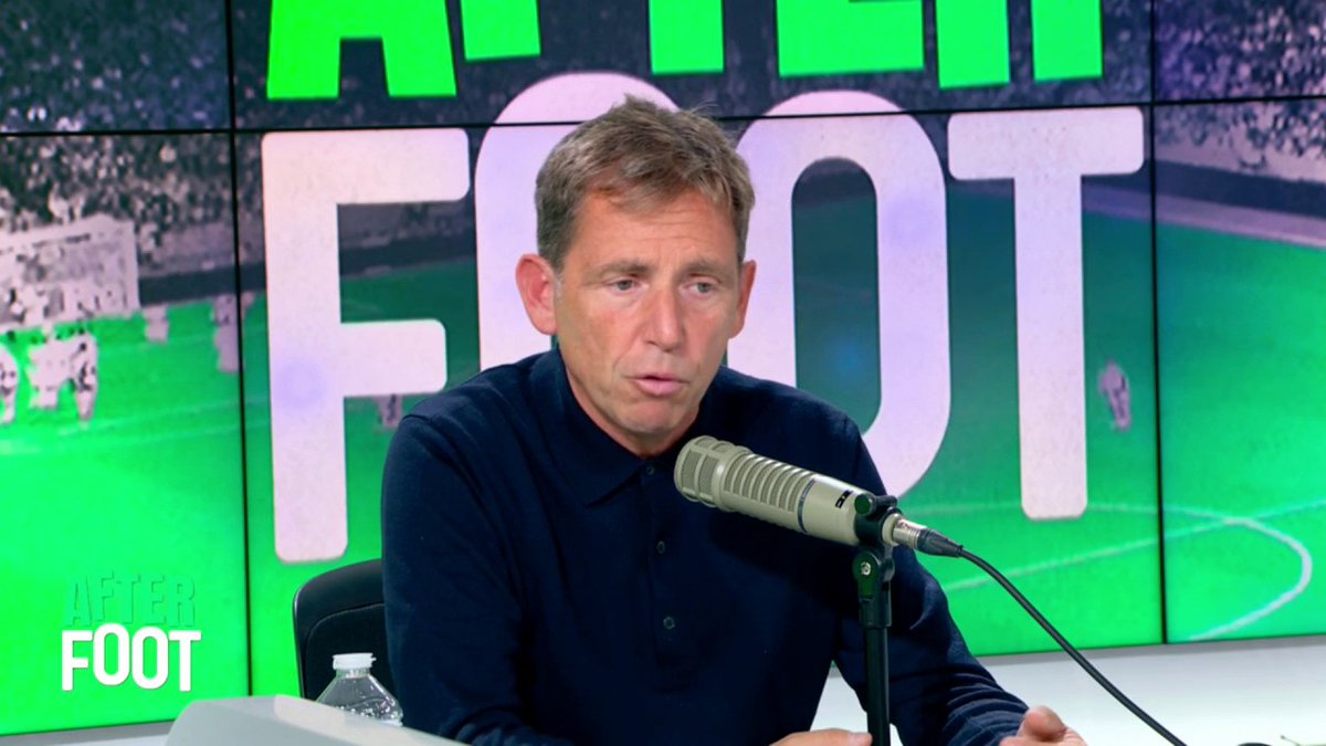 🗨️ Daniel Riolo: "Quand je regarde les autres championnats notamment la Premier League, qui est le mètre étalon de tous les championnats... Je suis désolé Liverpool-United était moins bien que PSG-Strasbourg. J'aime bien ce qui se passe dans notre Ligue 1, je suis ravi"