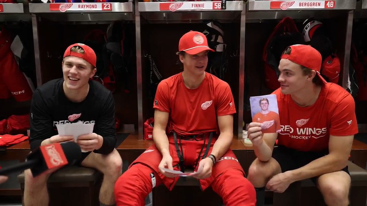 3 rookies & an unc 😂
