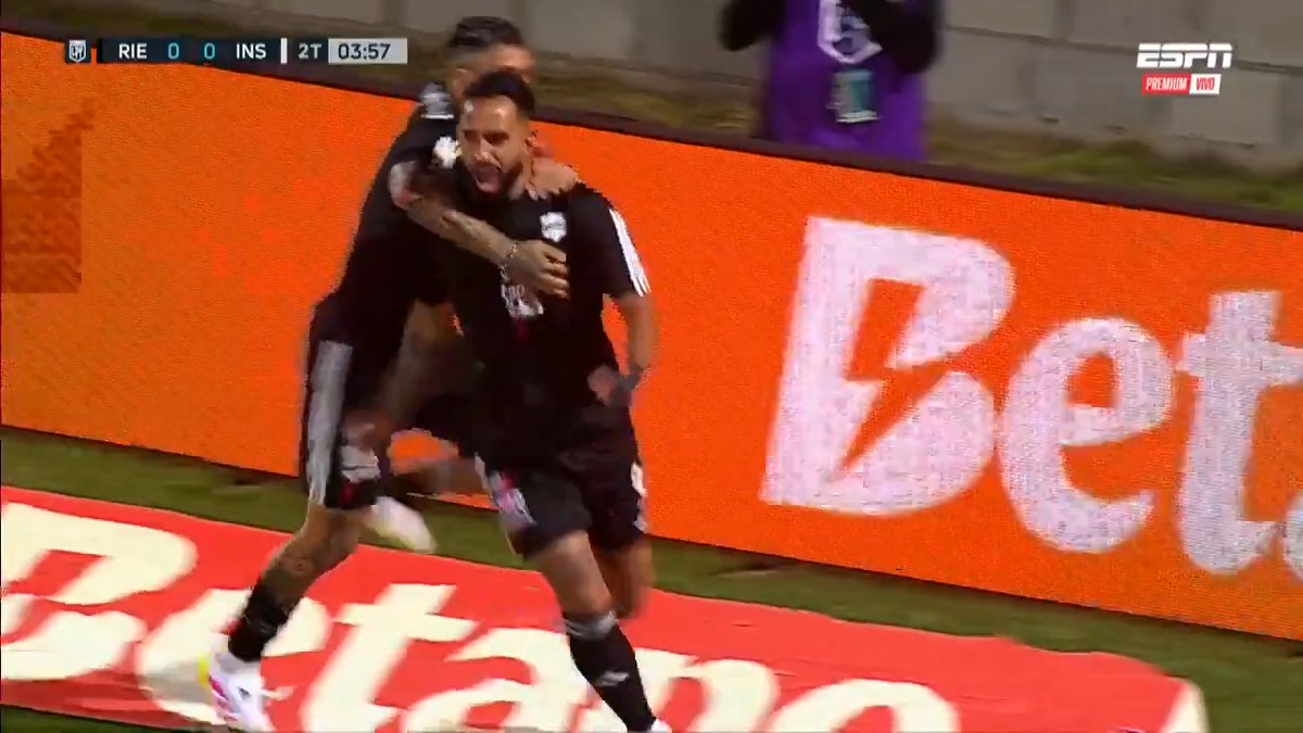 ⚽El GOL del 'SULTÁN' JONATHAN HERRERA para el 1-0 de DEPORTIVO RIESTRA ante Instituto.