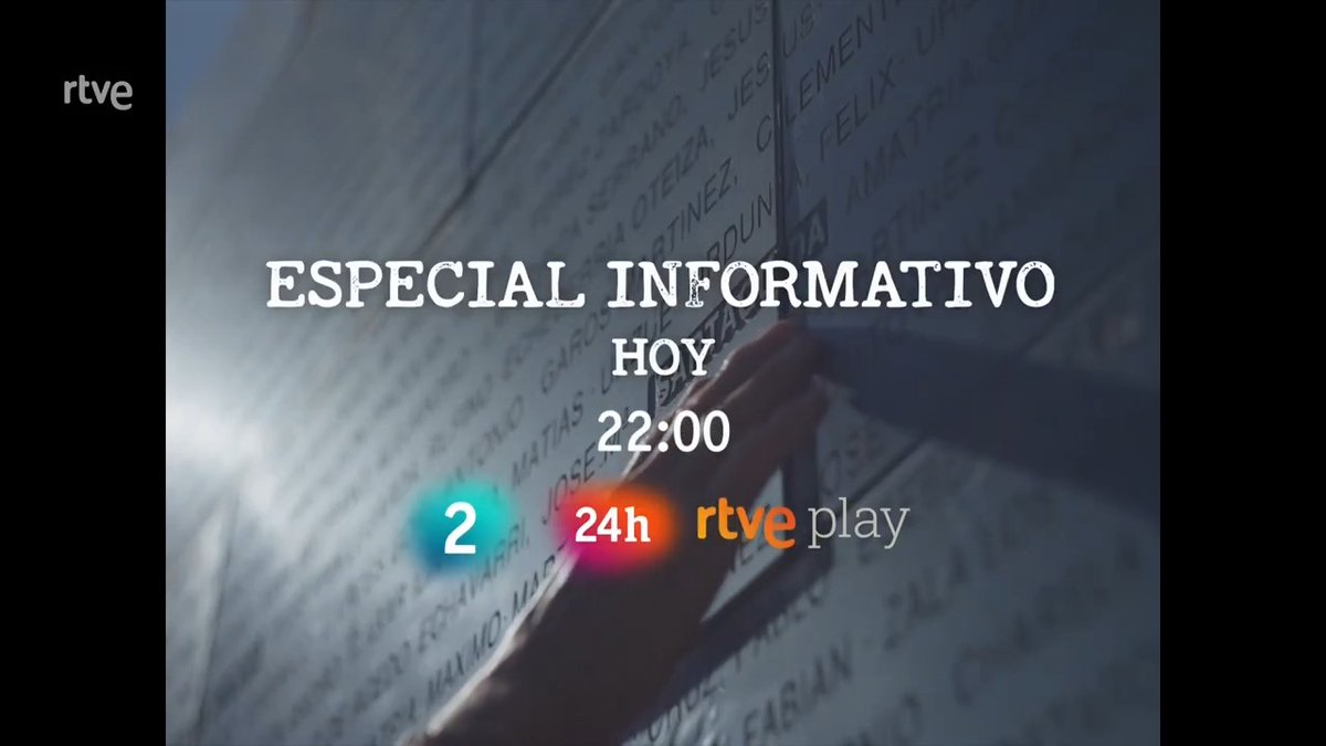 Hoy se cumplen 25 años de la primera exhumación científica de una fosa del franquismo aunque, técnicamente, esta no fue la primera. La noche en 24 horas emite hoy #EspecialFosasRTVE y estrena el documental A FLOR DE TIERRA. 🔸 22.00 h en #canal24horas, La 2 y RTVE Play