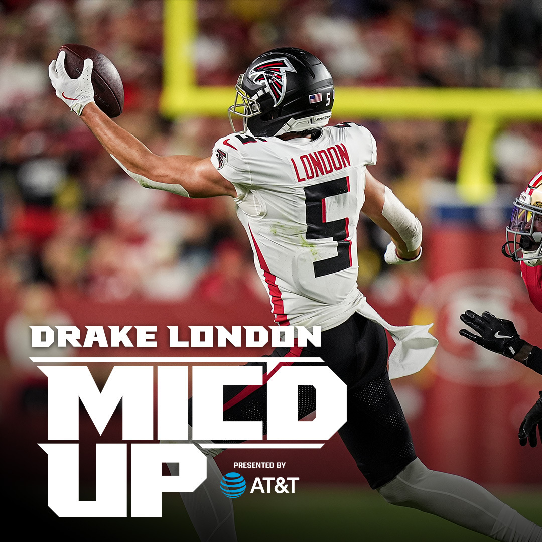 Drake on the mic 🎙️