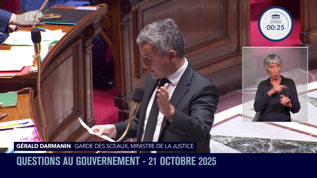 .Gérald DARMANIN répond à Benjamin LUCAS : "Votre groupe ainsi que le groupe de La France insoumise a visité plus dix fois M. Georges Ibrahim Abdallah condamné définitivement pour crime à perpétuité pour assassinat." #DirectAN #QAG
