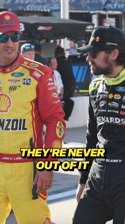 Christopher Bell and Kyle Larson are above the cutline. William Byron, Joey Logano, Ryan Blaney, and Chase Elliott are below. Kevin Harvick on all six drivers at Martinsville: "I think they all have to race to win."