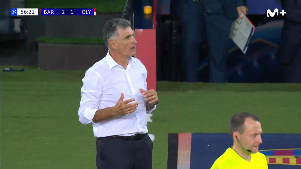 🟥 Olympiacos se queda con 10 por esta acción. #UCL #LaCasaDelFútbol