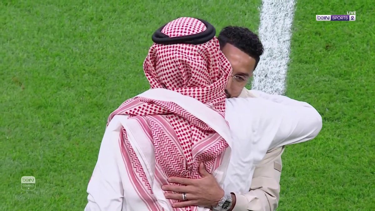 🌟🇸🇦 قبل قمة الهلال والسد في دوري أبطال آسيا للنخبة… تكريم النجم سالم الدوسري بعد فوزه بجائزة أفضل لاعب في آسيا 2025 #دوري_أبطال_آسيا_للنخبة | #الهلال_السد