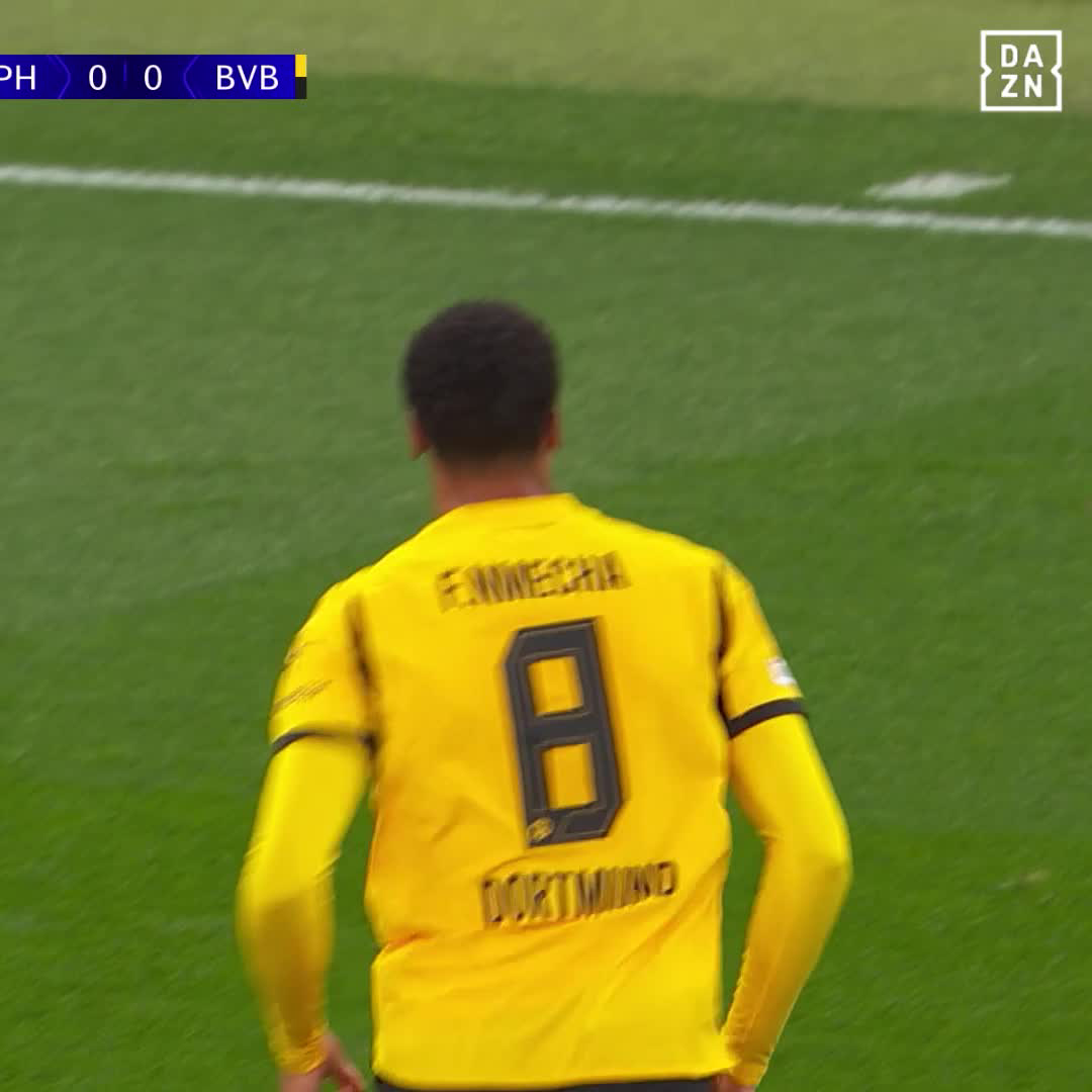 Ein Gedicht, ein Kunstwerk! #UCL #DAZNmoment #CPHBVB