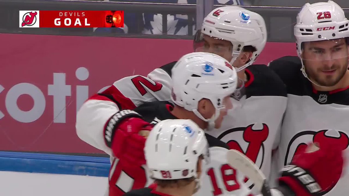 The Leafs went full beer league mode allowing a FOUR on one 😬