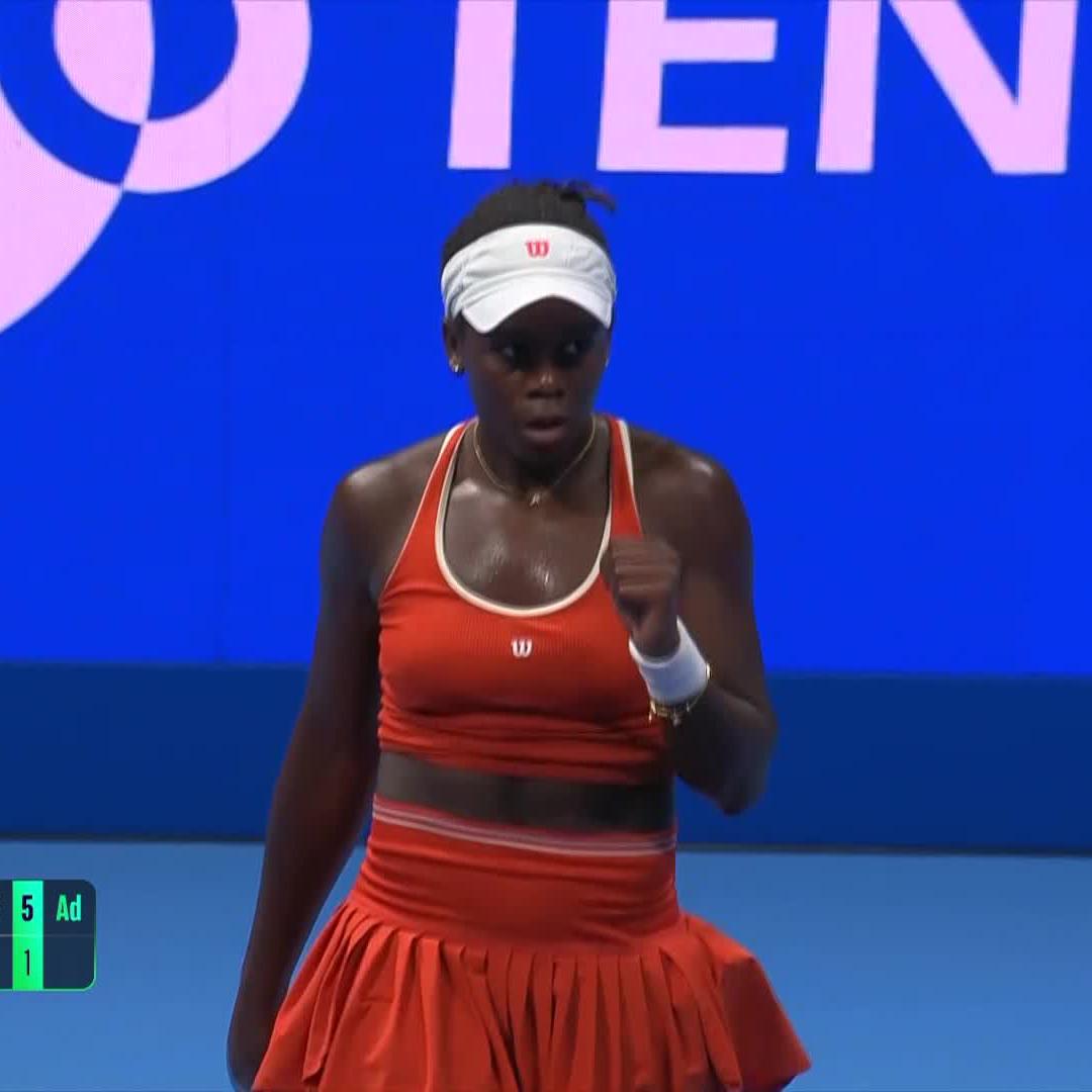Victoria Mboko is BACK 🙌 The Canadian beats Eva Lys 6-1, 6-1 in Tokyo. #TorayPPO