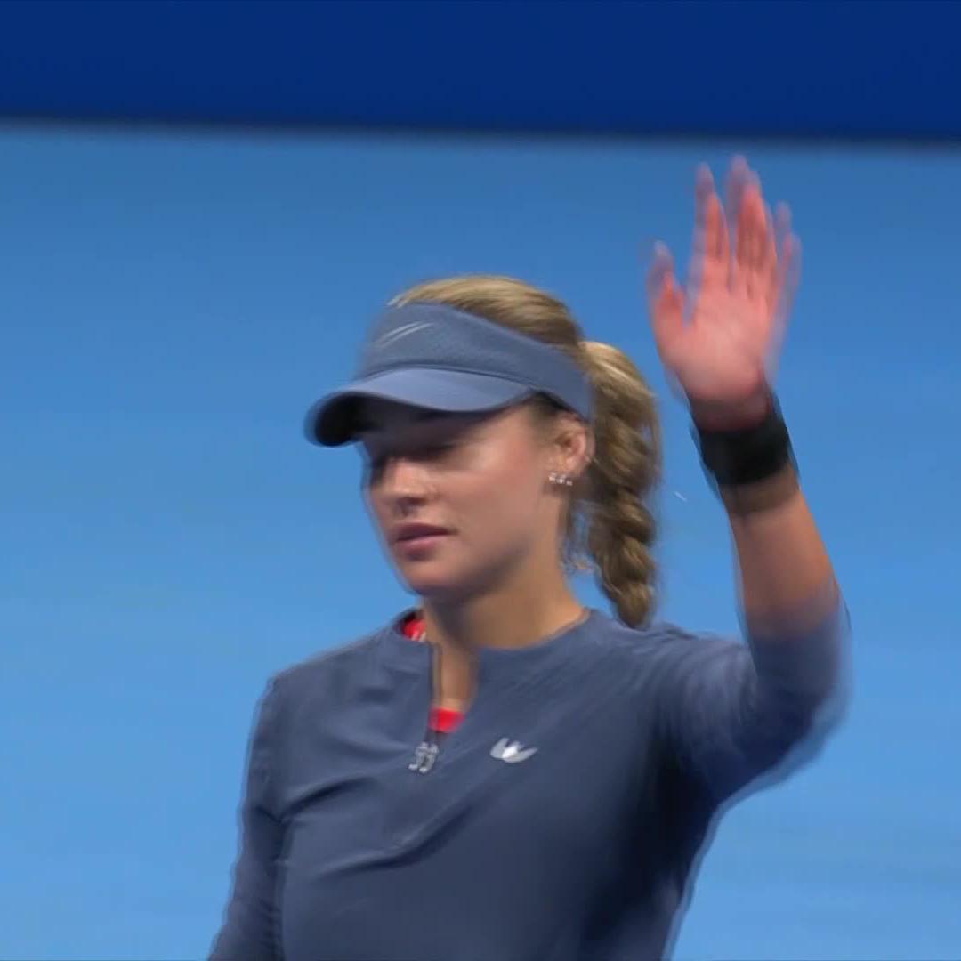 What a way to win 💥 Anna Kalinskaya defeats Shnaider 7-6, 2-6, 7-6 in Toyko. #TorayPPO