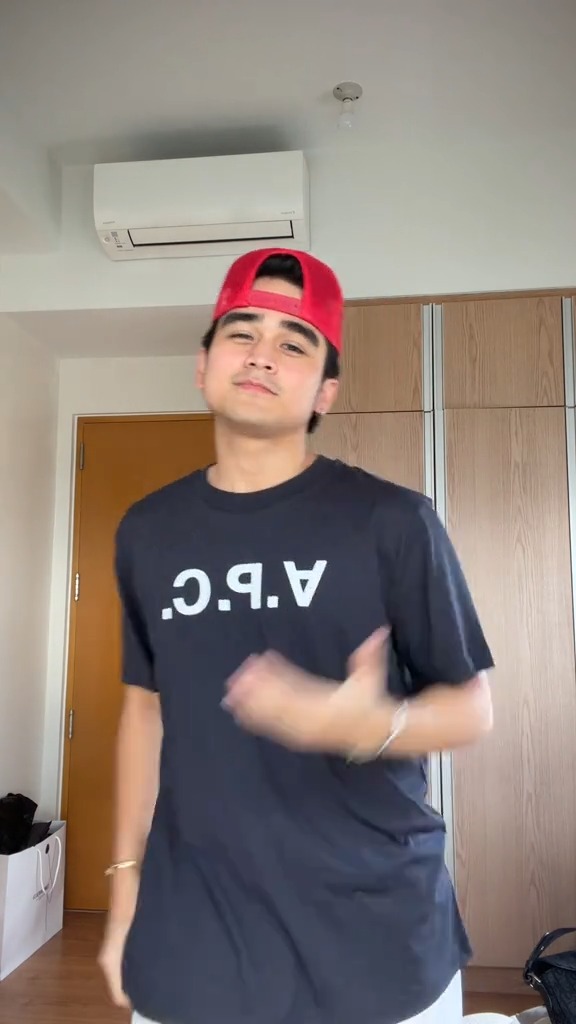 'Kalmado lang' Iyan ka na naman, Will! Dinadaan mo kami sa paganyan-ganyan mo eh! Sige pa, more pa! 😂 😍 📸 willxashley/Tiktok