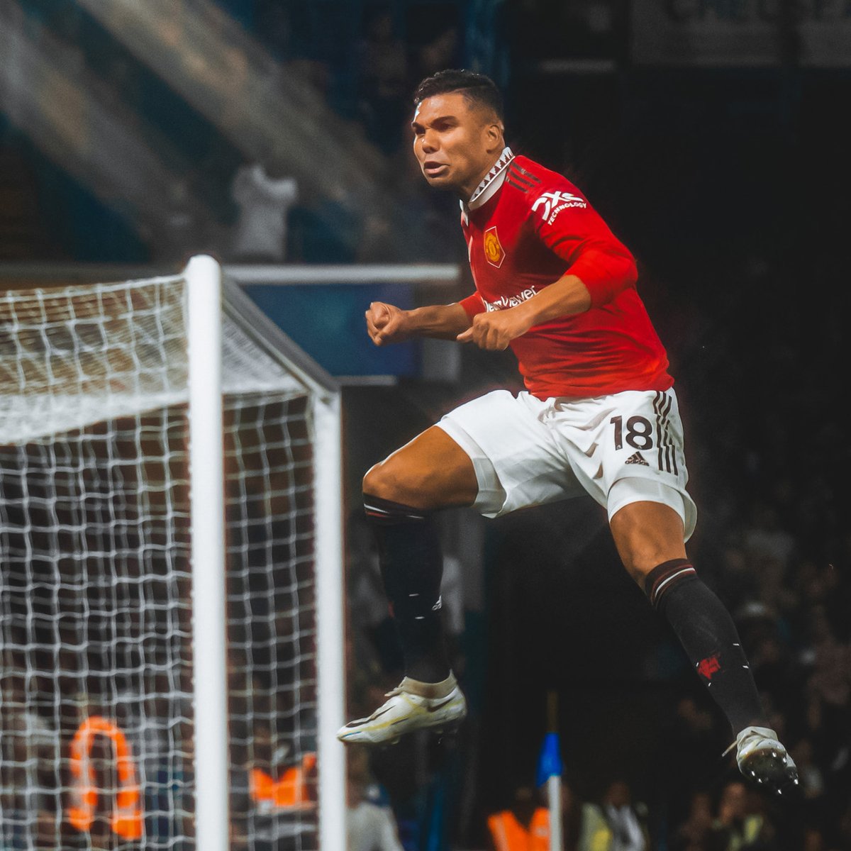 #OnThisDay (2022): Casemiro notched his first goal for #mufc – a BRILLIANT header against Chelsea 🇧🇷🔥