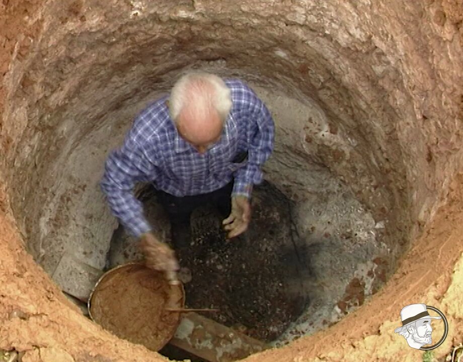 🪨🔥 Horno de #CAL artesanal en pleno monte. Elaboración con piedra #caliza y arbustos secos por expertos #caleros. #OficiosPerdidos 🎥 #Documental COMPLETO (25 minutos) de este resumen: