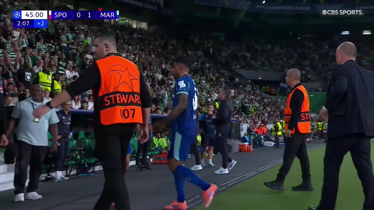 Referees get a lot of grief, so let's celebrate this officiating 👏 Having initially given a penalty, the ref not only reverses their decision on review, but also has the courage to give Emerson a second yellow card for diving 🟥