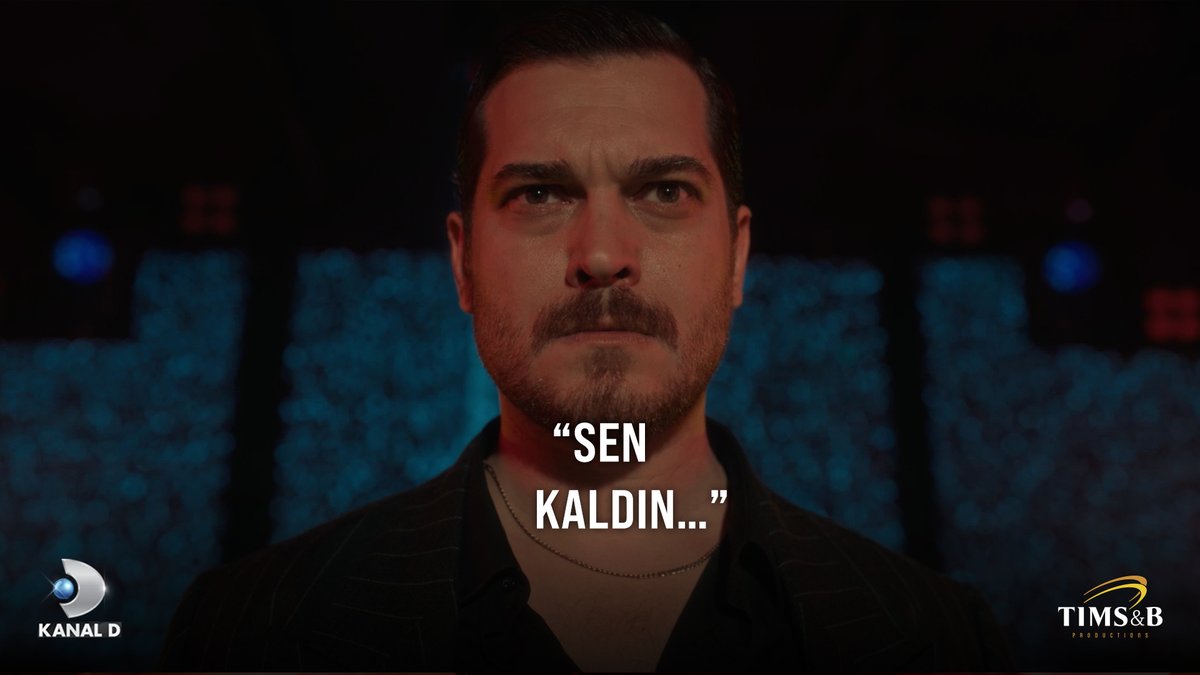 “Kara geceler üzerime titreyen…” 🎶🔥 #EşrefRüya yeni bölümüyle #KanalD’de. Kanal D @timsandb