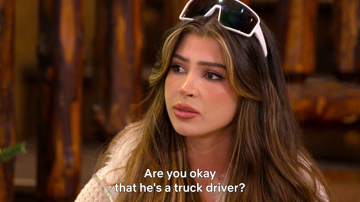 Ali discusses Anton with her friends in the Love Is Blind season finale 👀