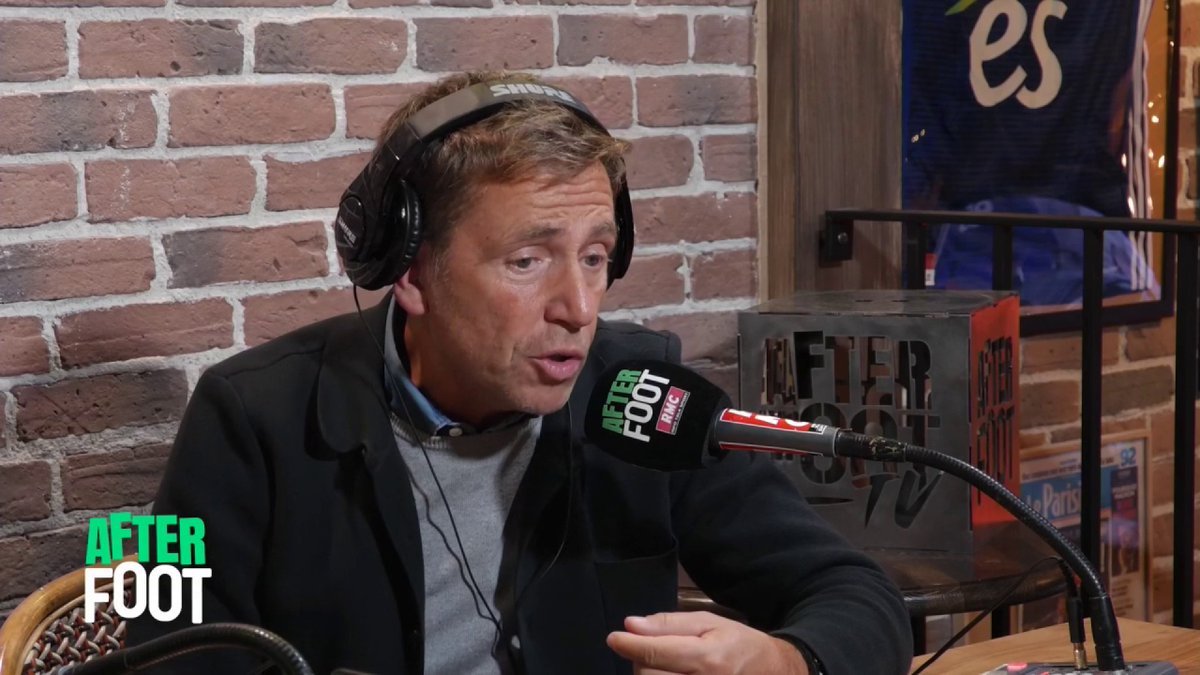 🗣💬 "La gestion du match de De Zerbi est plus que critiquable, elle est totalement ratée. Il a vraiment été très mauvais ce soir" Daniel Riolo fustige les choix de Robert De Zerbi, qui ont précipité selon lui la défaite de l'OM face au Sporting (1-2).