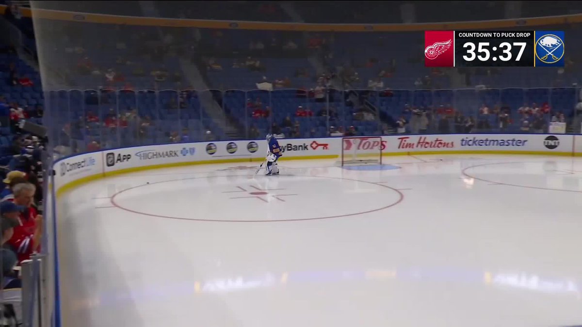 WE GOT A GOALIE ROOKIE LAP IN BUFFALO 😭