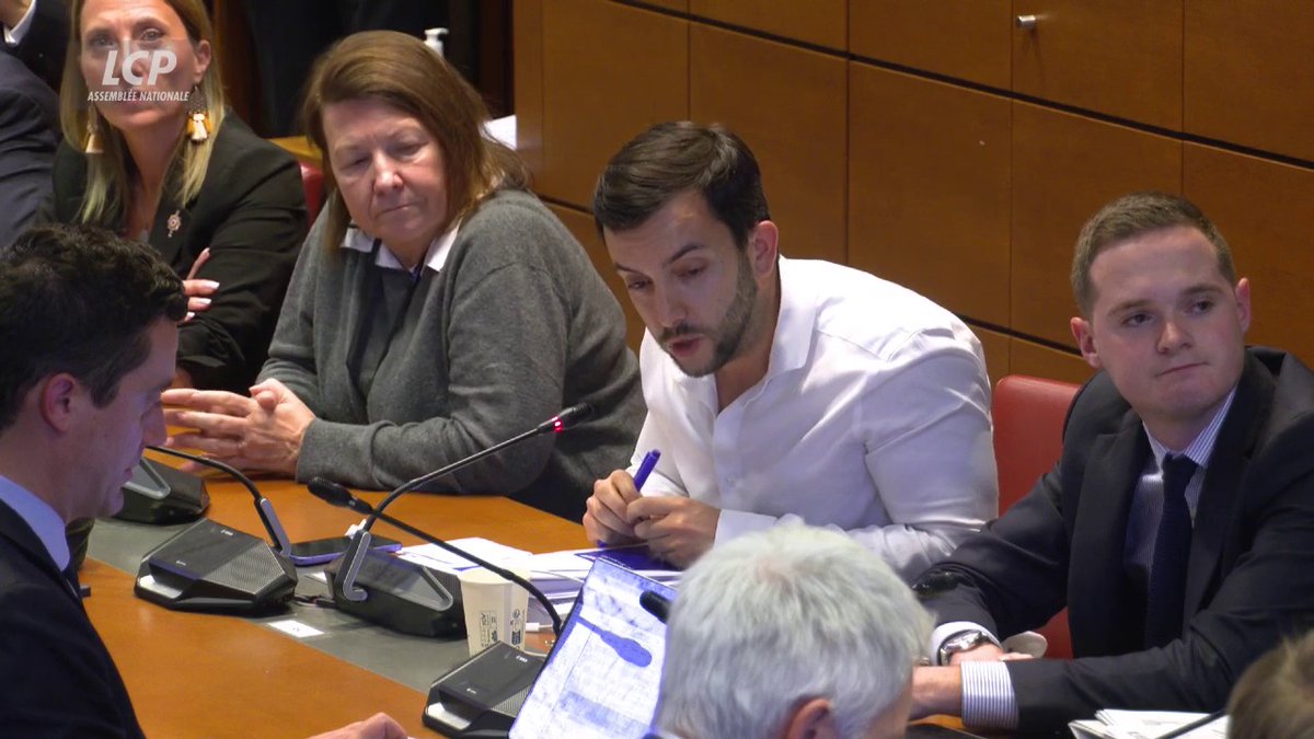 "Amender ça ne veut pas dire fabriquer à la place du gouvernement", martèle Jean-Philippe Tanguy Ⓜ️ (RN). "Nous n'avons pas les moyens humains pour faire un budget, c'est un mensonge". #Budget2026 #PLF2026 #DirectAN
