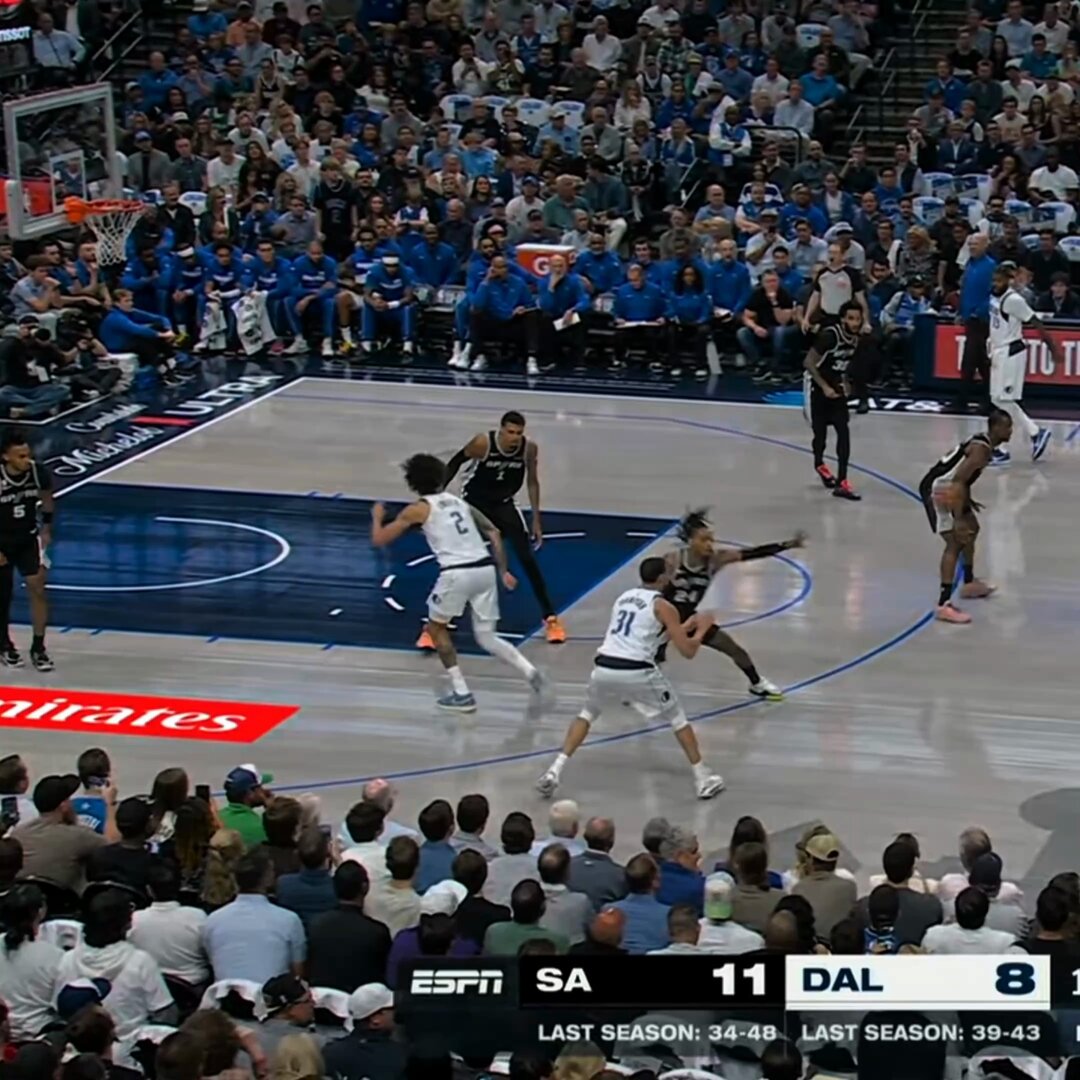 Klay Thompson needs to retire IMMEDIATELY.