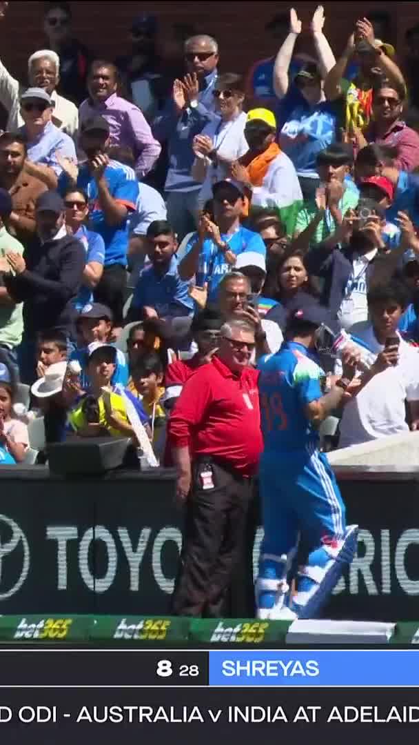 Virat Kohli says goodbye to the Adelaide Oval and the fans.