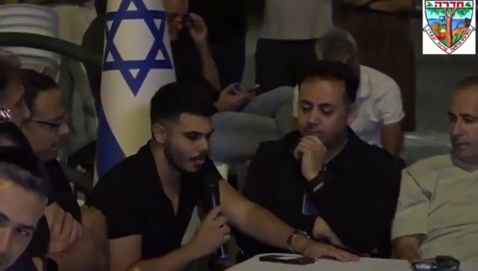 אני יכול לספר לכם על עוד רצח הלילה במגזר הערבי. 206 נרצחים. בדרך לשנה הכי מדממת. בן גביר באמת שר כושל, לא צריך עוד הוכחות. אבל בואו תראו מה קורה בחדרה. חדרה. פשיעה יומיומית של רימונים ואלימות. משטרה לא קיימת. אתמול ישיבה מיוחדת של מועצת העיר שזועקת, מתחננת. לאף אחד לא איכפת.
