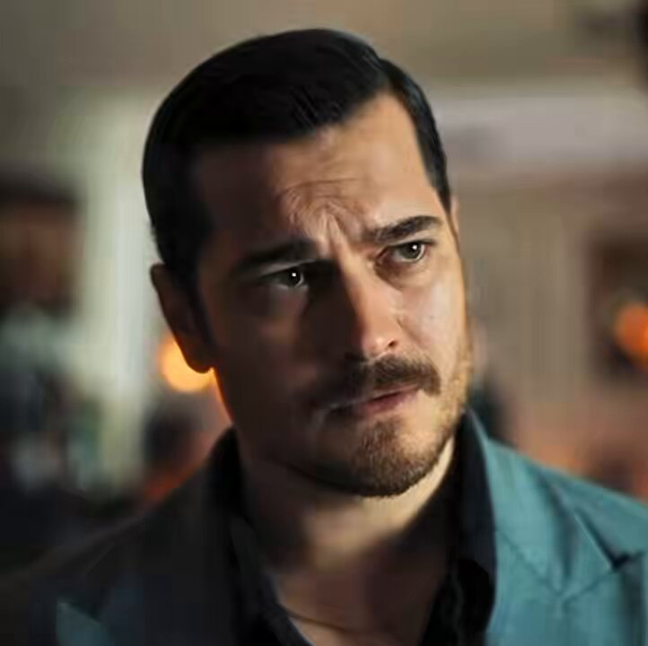 beni para bozmaz ama eşref tek baya etkiler