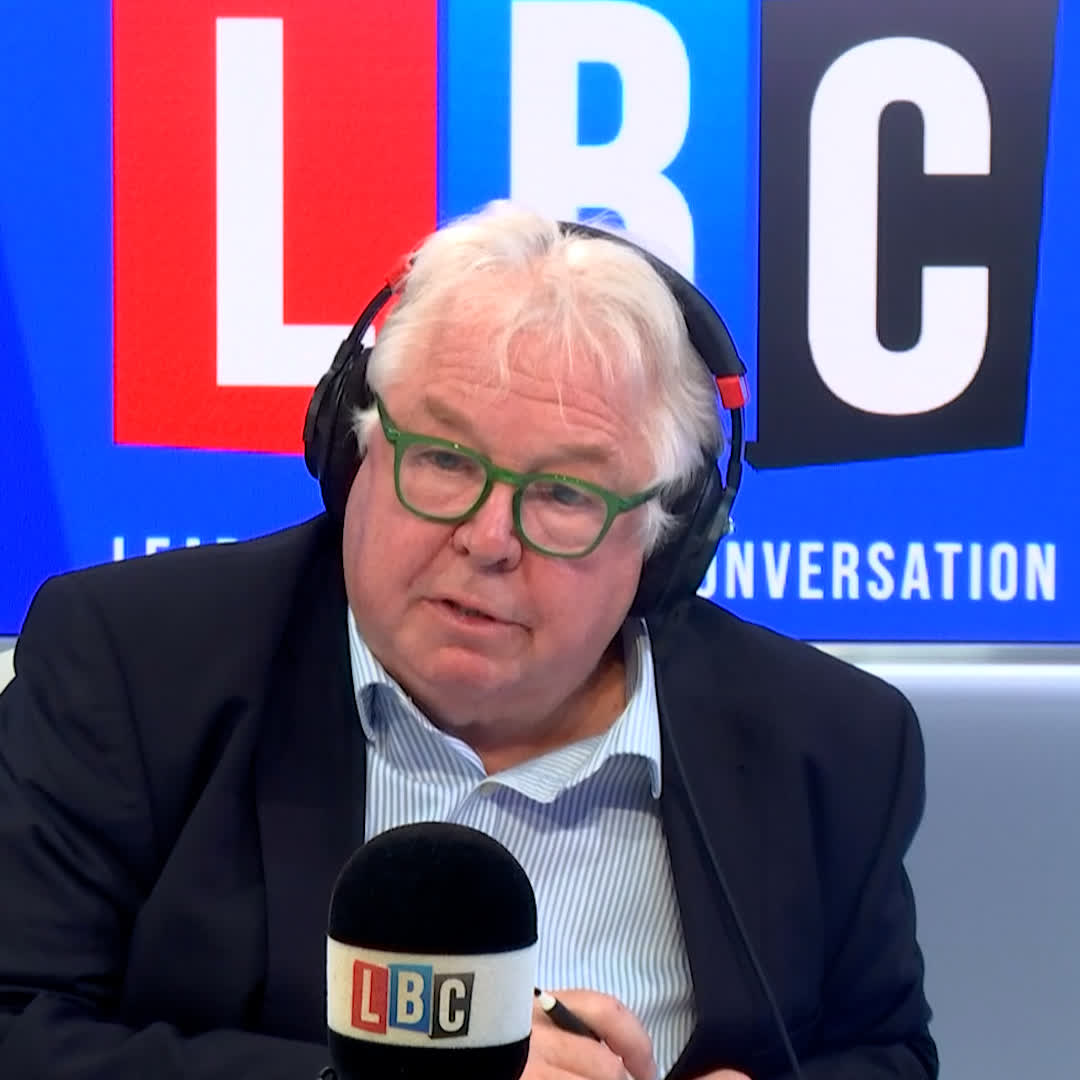 'This government is unravelling everywhere you look.' For a man who 'never stopped lecturing us' about being the ex-Director of Public Prosecutions, Nick Ferrari can't understand Keir Starmer's 'delay' on the grooming gangs inquiry.