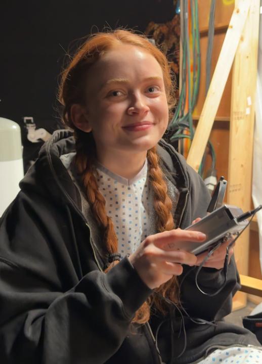 as if sadie could forget her trusty old walkman 🎧