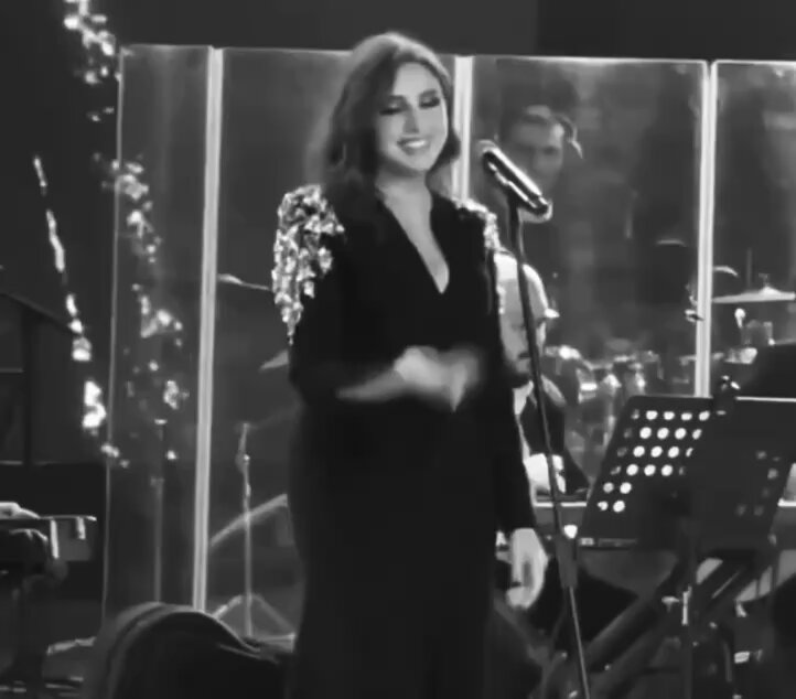 الفستان اللي أبغاه أنغام تحللّه لأنه فعلًا Elegant !