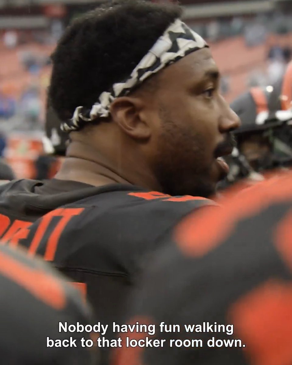 Myles Garrett had his team ready to run through a brick wall 😤 Cleveland Browns | barefootwine