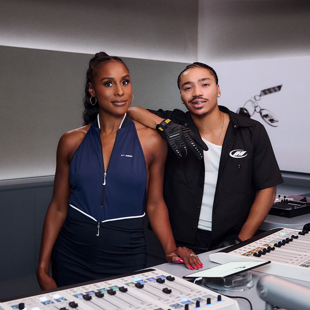 Issa Rae and JOSH LEVI talk about the end of Libra Season and Josh Levi’s process of finishing his album, HYDRAULIC. Listen to the takeover now on Apple Music.