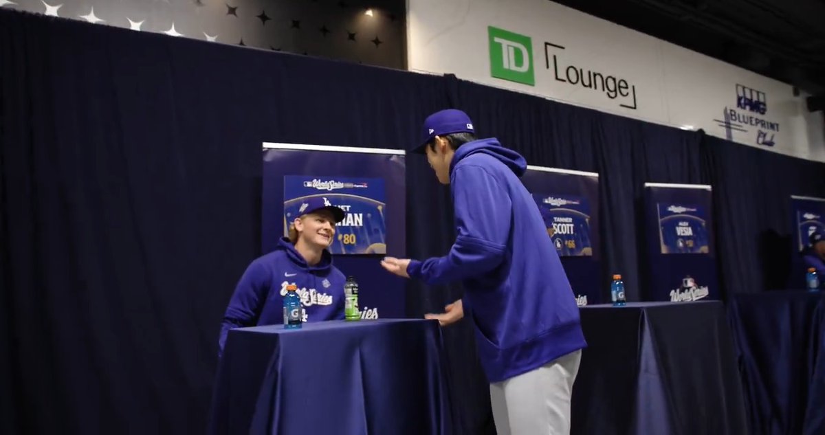 #WorldSeries Roki Sasaki: A man of few words 😂