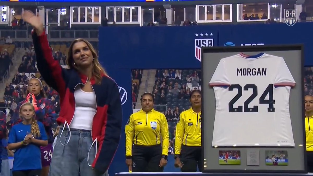 U.S. Soccer honored legend Alex Morgan ahead of the USWNT's match vs. Portugal ๐๐บ๐ธ