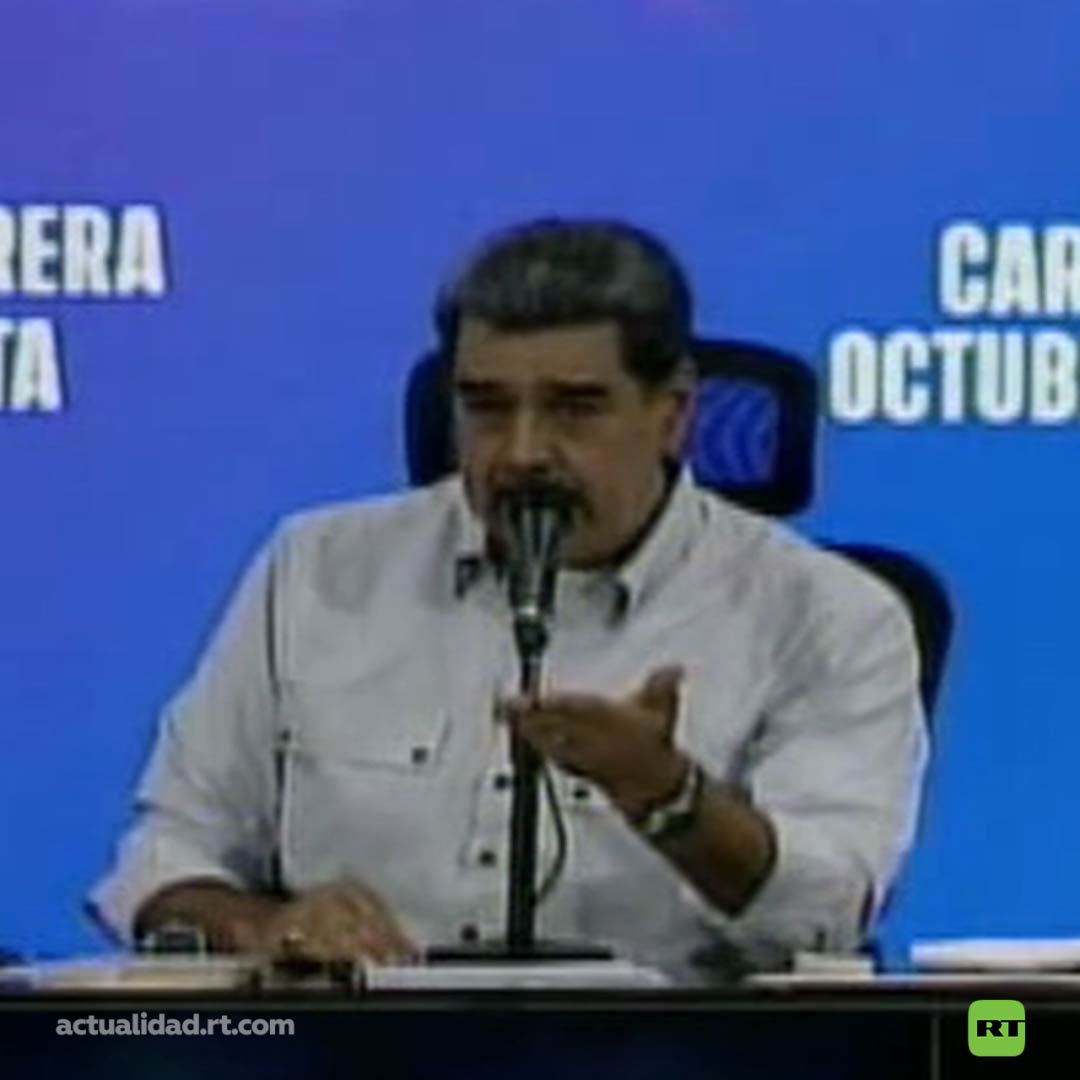 🇻🇪🇷🇺Maduro agradece a Rusia por su ayuda "para garantizar la paz" Nicolás Maduro agradeció a Rusia, a su presidente Vladímir Putin y a China por vender armamento a Caracas, en medio del amenazante despliegue militar de EE.UU. en el Caribe.