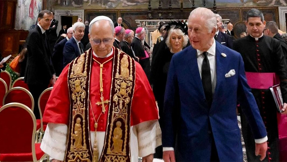 BBCニュース - チャールズ英国王とローマ教皇が並んで祈る 16世紀からの溝を修復