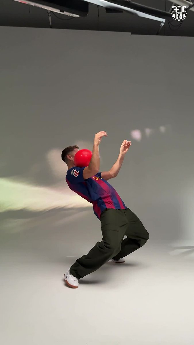 A beautiful game deserves a beautiful jersey @spotify Ed Sheeran HQ ▶