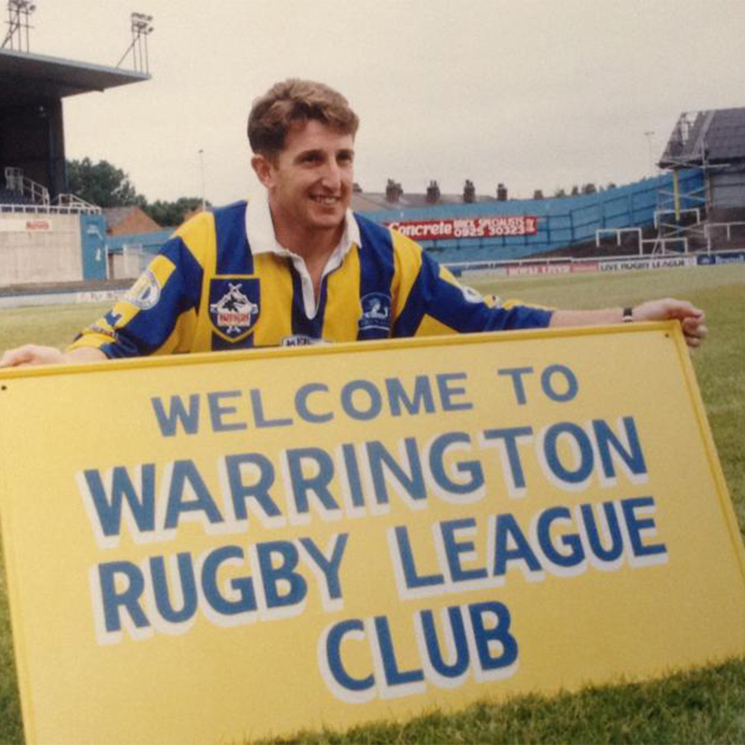 🧙‍♂️ Kick off your Friday with the magic of the Welsh wizard on his birthday! That step 😵‍💫