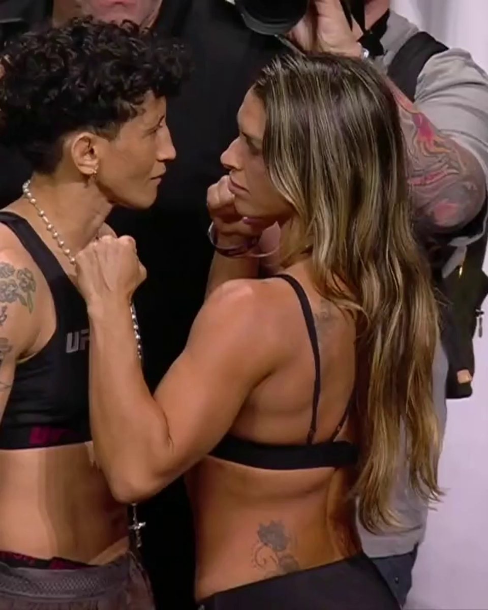 THE WOMEN'S STRAWWEIGHT TITLE IS ON THE LINE 🏆 Watch Virna Jandiroba vs. Mackenzie Dern II this Saturday at 2 PM ET on ESPN PPV.