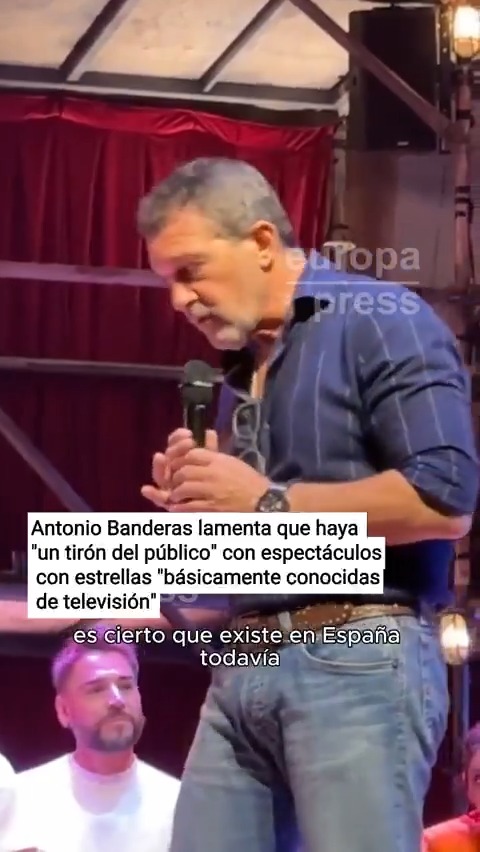 Antonio Banderas lamenta que haya "un tirón del público" con espectáculos con estrellas "básicamente conocidas de televisión": "Es muy injusto porque hay mucho talento que no sale en televisión"