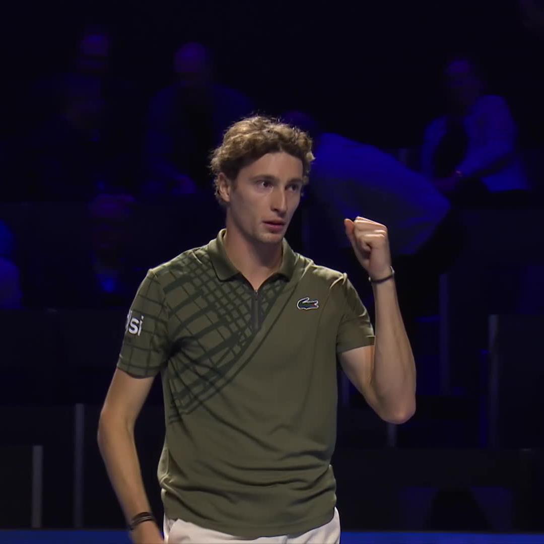 Backing up his big win 🤩 After beating the top seed yesterdy Ugo Humbert takes out another American in the form of Reilly Opelka 7-6 6-4 💪 #SwissIndoorsBasel